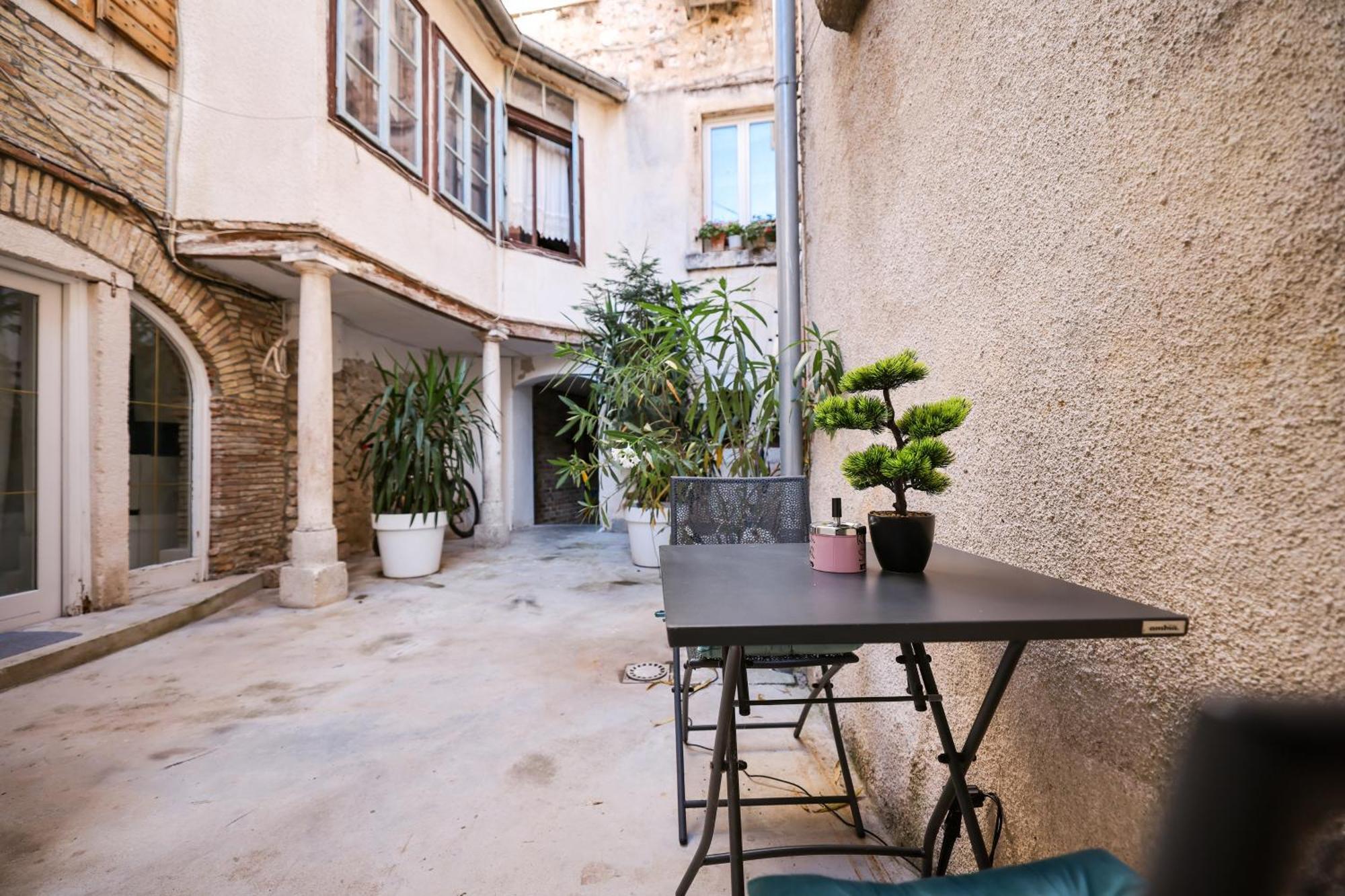 Hidden Apartments In The City Center Ζαντάρ Εξωτερικό φωτογραφία