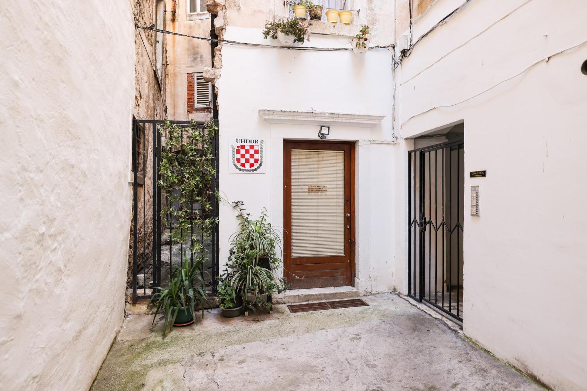 Hidden Apartments In The City Center Ζαντάρ Εξωτερικό φωτογραφία